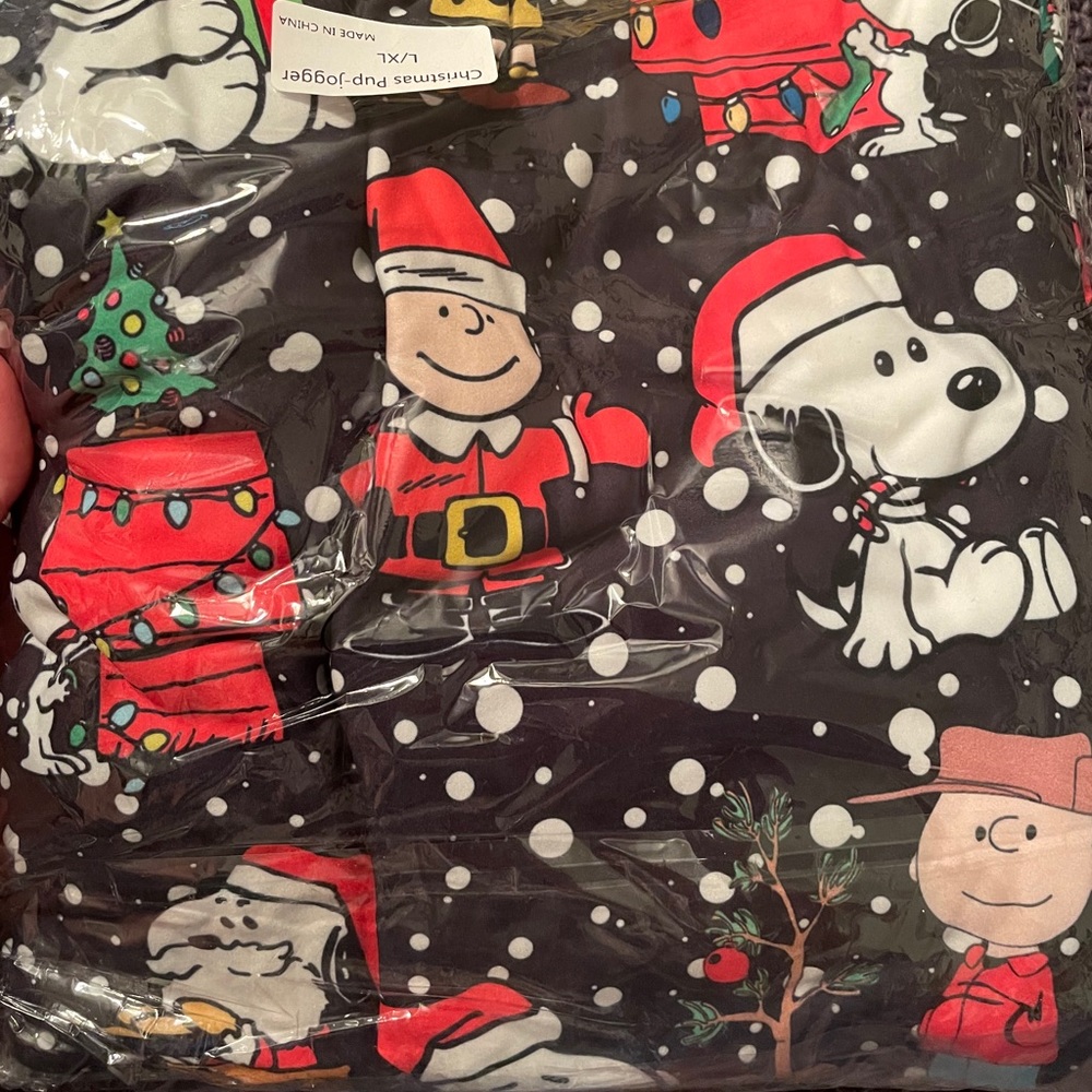 Charlie Brown Christmas joggers L/XL